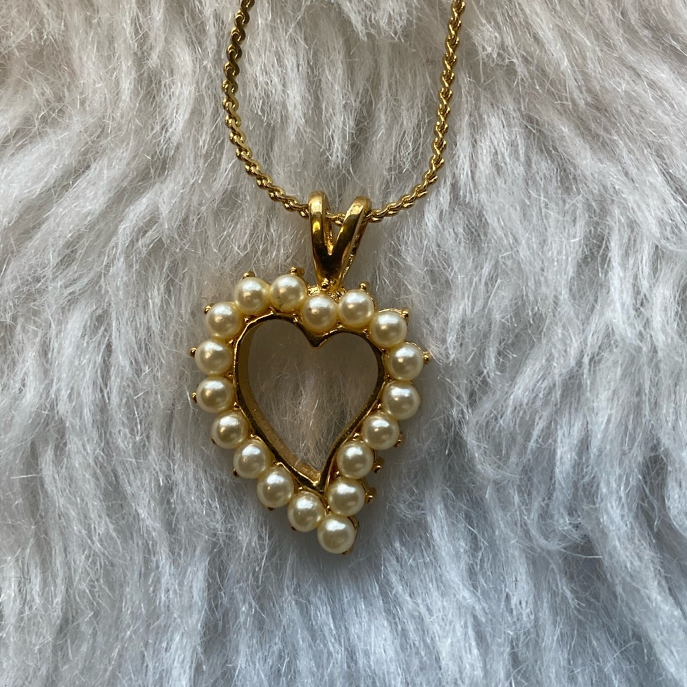 Beautiful 2 sided Heart Necklace
